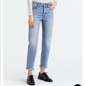 LEVI’S Wedgie Ankle Jean in Color Shut Up 26